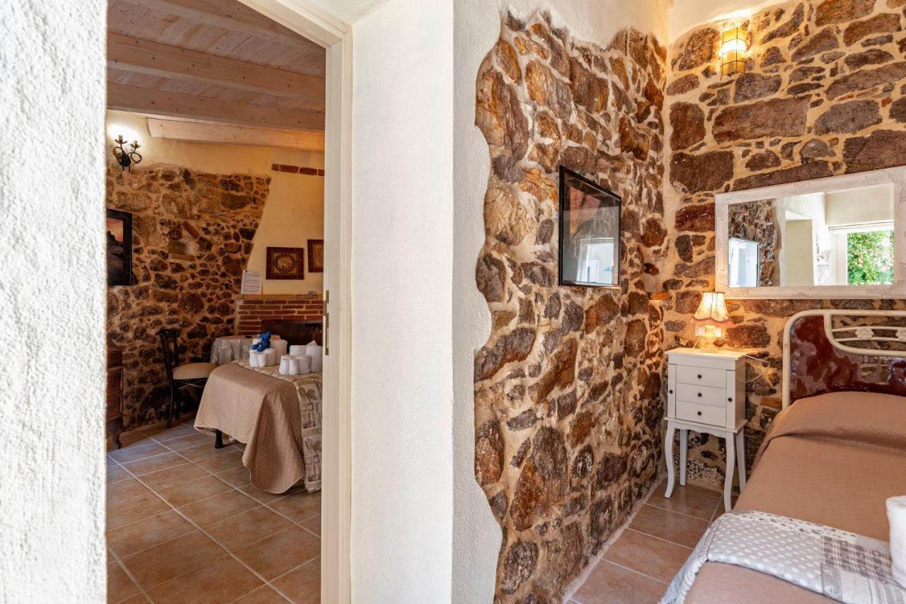 Domo Sa Barra Bed & Breakfast Sant'Antioco Luaran gambar