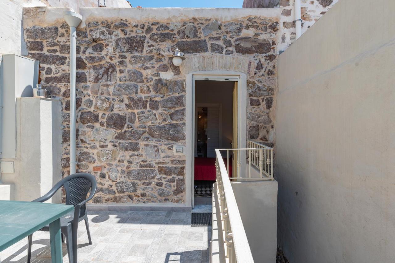 Domo Sa Barra Bed & Breakfast Sant'Antioco Luaran gambar