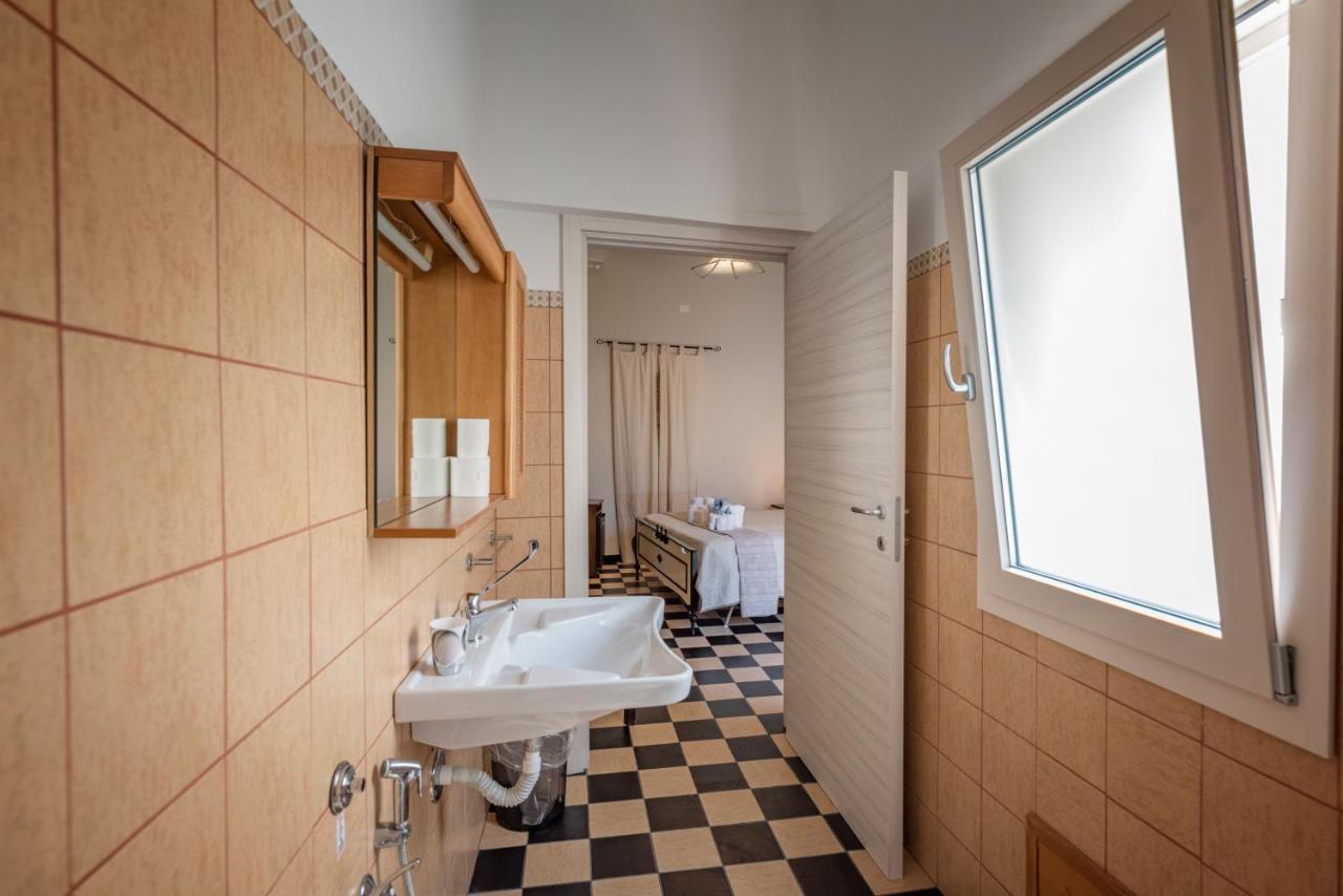Domo Sa Barra Bed & Breakfast Sant'Antioco Luaran gambar